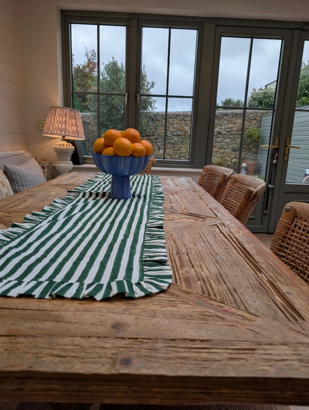 Chemin de table à rayure vertes