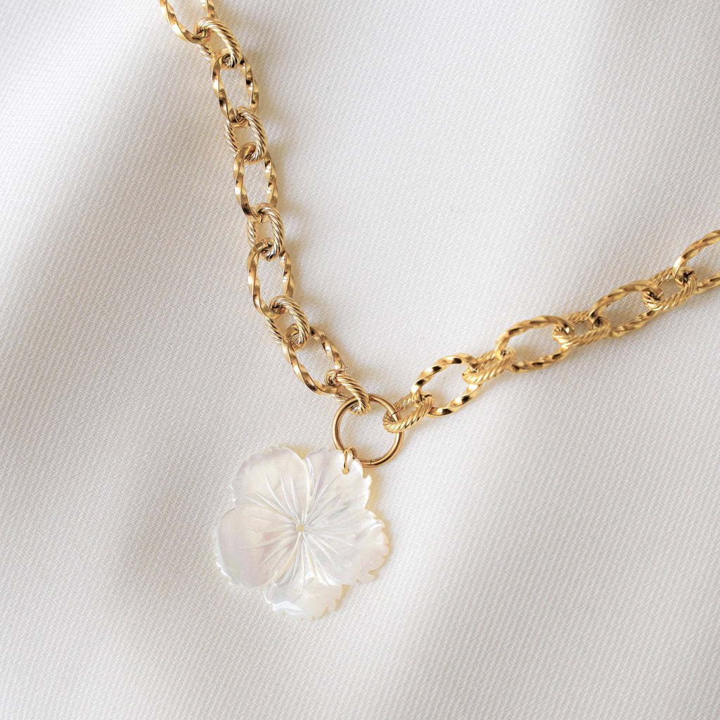 Collier chaîne épaisse | Fleur en Nacre Blanche